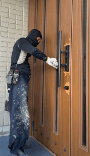 玄関取手上塗り2回目