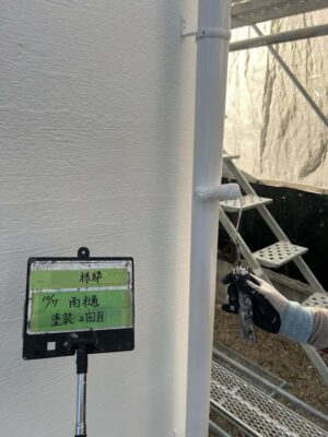 雨樋塗装2回目