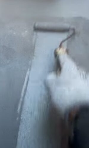 ベランダ塗装1回目