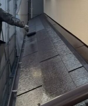 下屋根塗装3回目